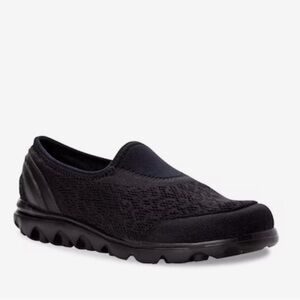 Propet TravelActive Slip-On Walking Shoe - Women's size 7 new